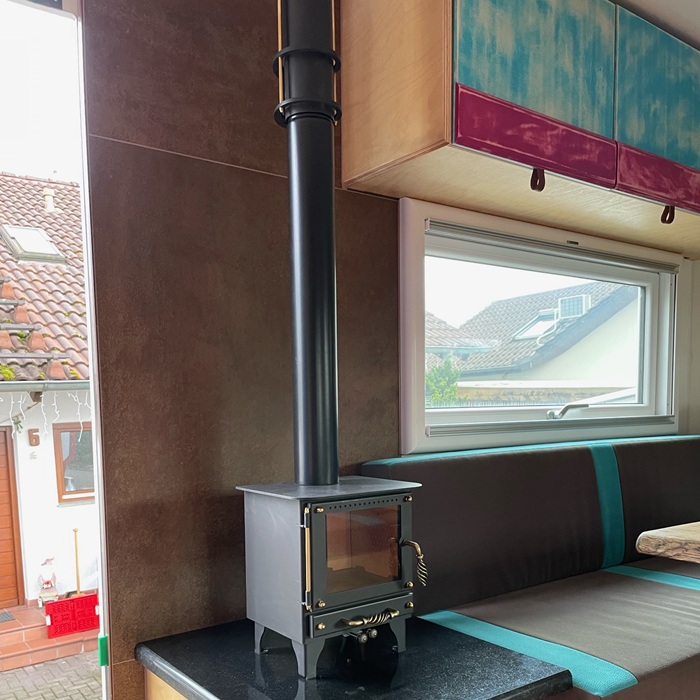 tiny-stove-teleskop-kamin-10