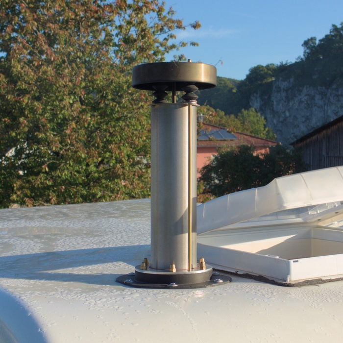 tiny-stove-teleskop-kamin-9